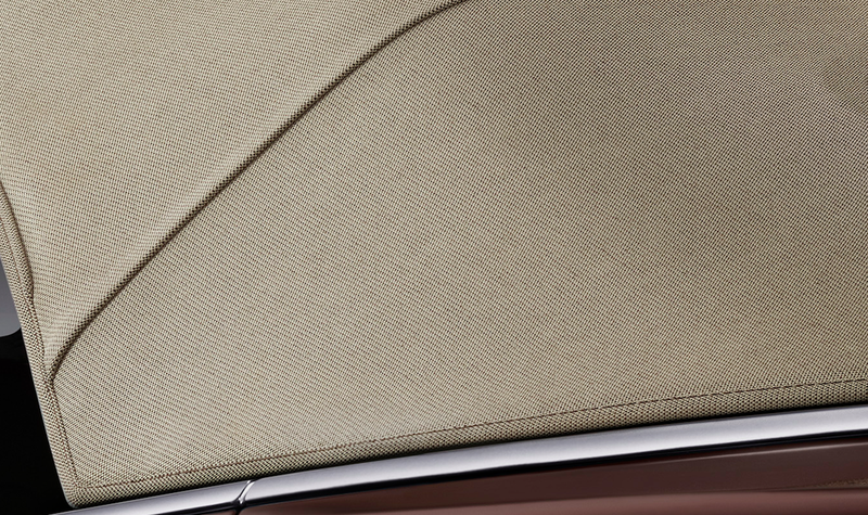 Illustration for article titled The 2019 Bentley Continental GT Convertible Has a Tweed Roof